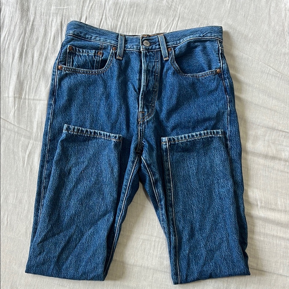 Levi’s Medium Wash Denim Jeans
